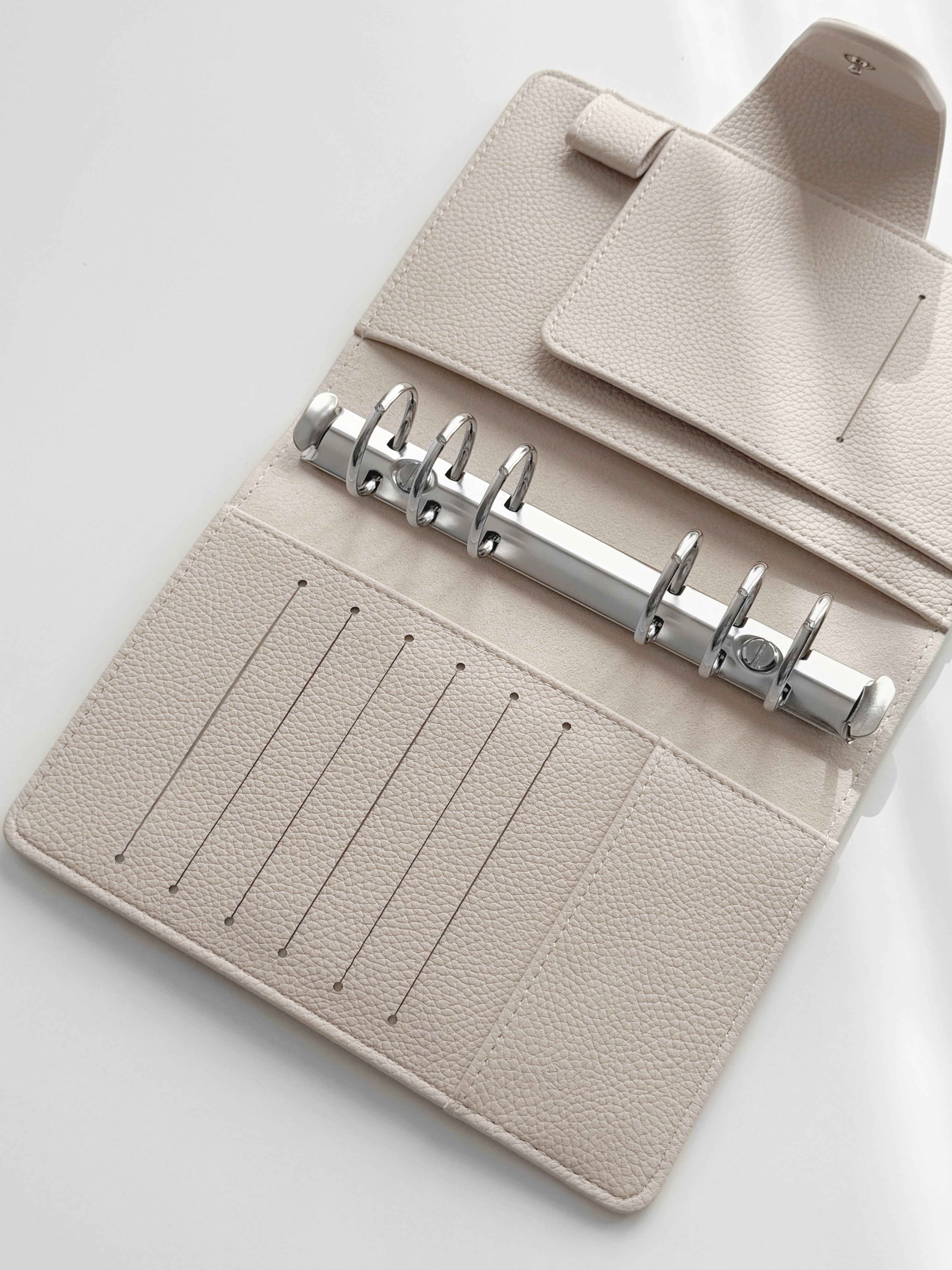 Personal Binder «Ghost» | Personalizable